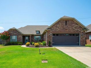 245 Four Winds Dr, Conway, AR 72034