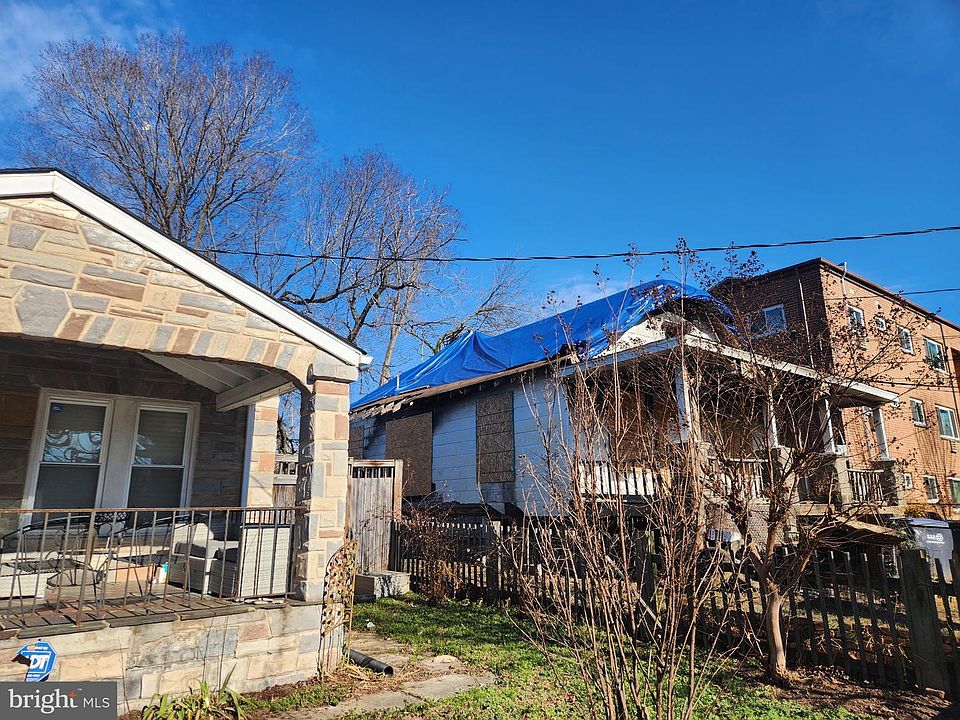2nd image of 3304 E St SE