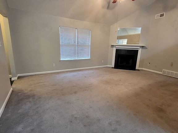 3rd image of 5432 Kayla Dr