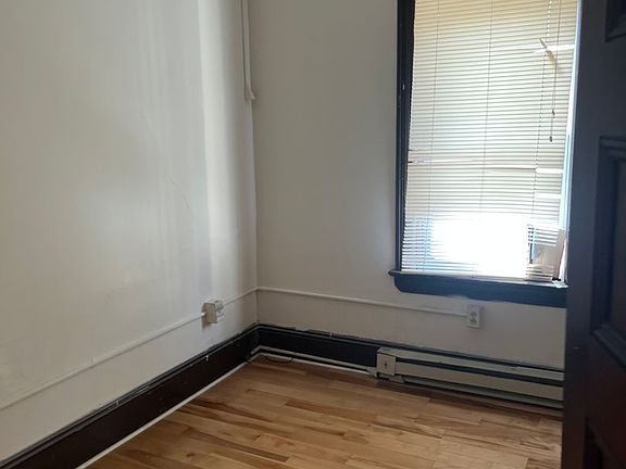 5th image of 205-209 Church St #3