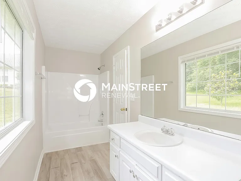 Main Bathroom