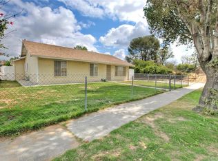 446 W Randall Ave, Rialto, CA 92376