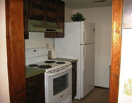4th image of 49 Nantucket Dr