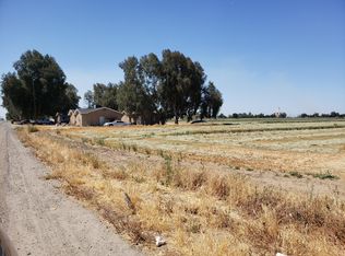 11544 S 10th Avenue, Hanford, CA