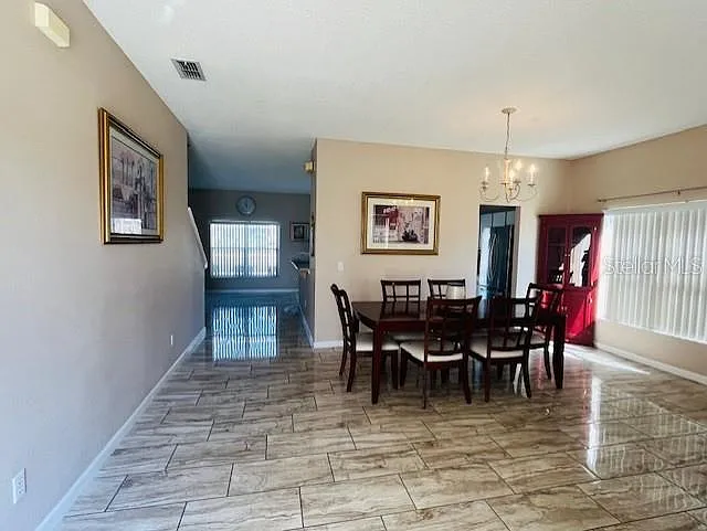 439 Bloomingdale Dr — Photo 8