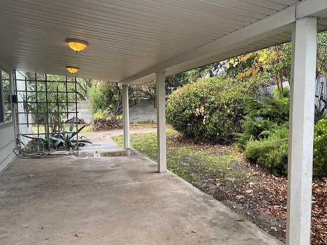 6832 Trovita Way — Photo 12
