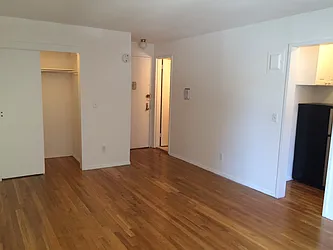 Rented by Acacia Realty