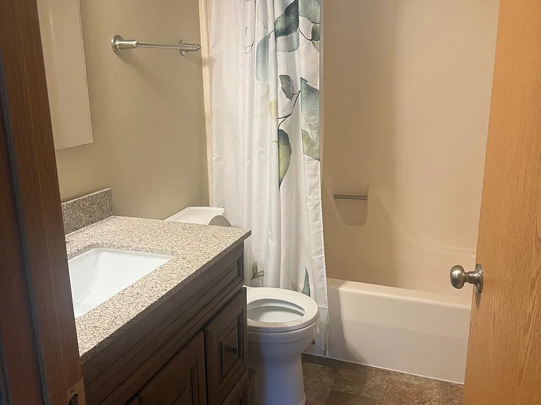 11-2 Woodland Oaks Dr — Photo 8