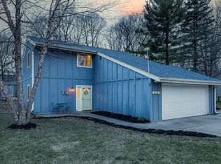 112029 Warner Cir, Chaska, MN 55318