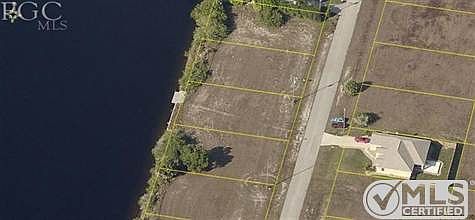 2nd image of 3014 NW 42nd Pl