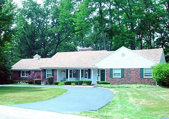 4602 Coachmaker Dr photo 1