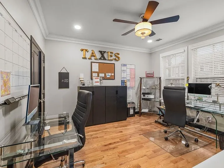 9937 Mancunian Way — Photo 32