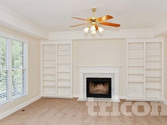2nd image of 105 Saddle Bridge Ln