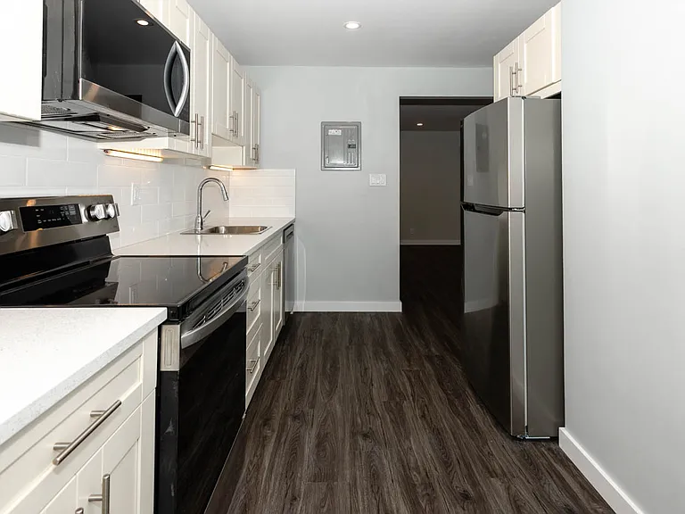 1800 Portage Ave #2 — Photo 5