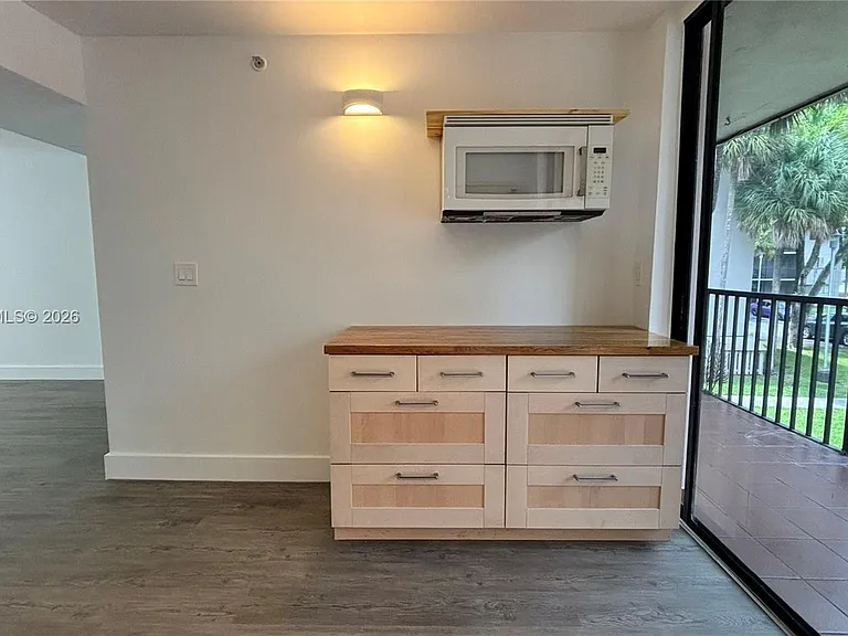 8540 SW 133rd Avenue Rd #219 — Photo 11