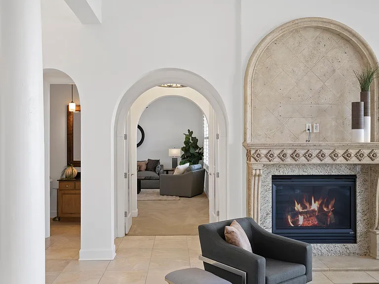 4130 Causeway Vista Dr — Photo 33