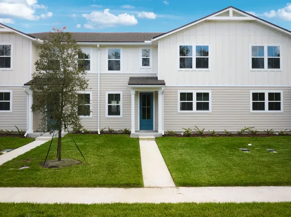 78 Barton Creek Dr, Saint Johns, FL 32259