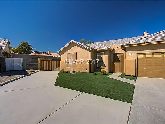 4th image of 9504 Mulroona Ct