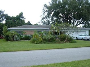 6820 SW 13th St, Pembroke Pines, FL 33023