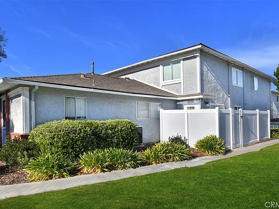 2nd image of 28159 Robin Ave
