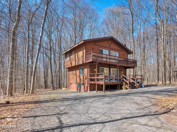 Of Diamonds Ct, Gouldsboro, PA 18424