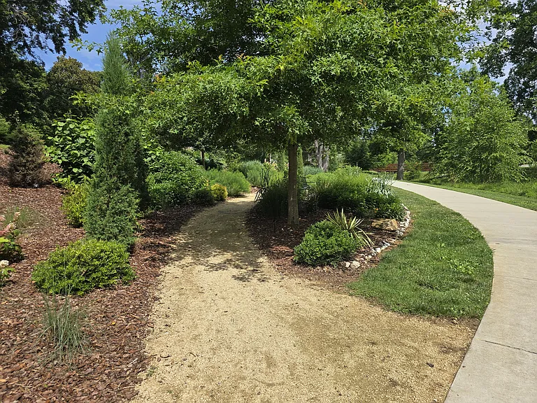 131 Carolina Ave — Photo 15