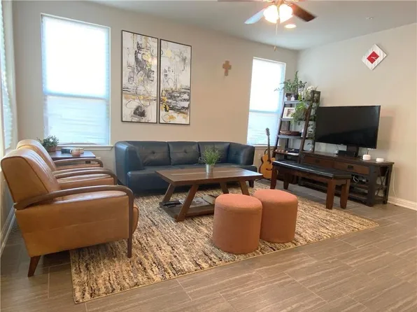 13800 Lyndhurst St Unit 255, Austin, TX 78717