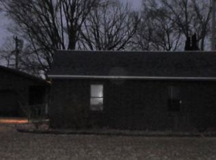 7248 S Rock Nation Rd, Dixon, IL 61021