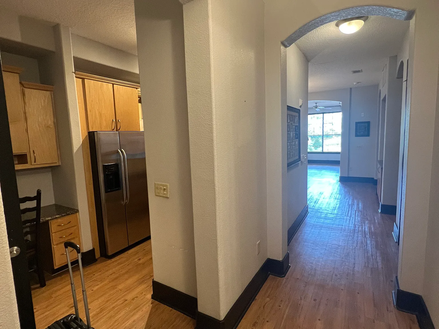 1 bed, 1196 sqft, $2,200 — Photo 3