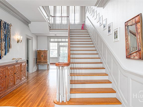 4th image of 3410 Abercorn Street
