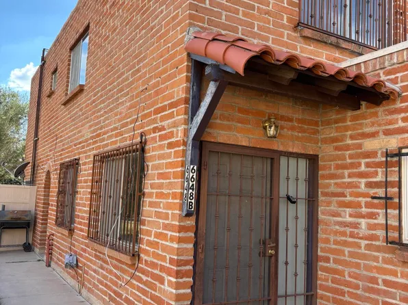 6648 E Calle La Paz, Tucson, AZ 85715
