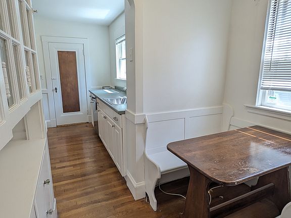 5th image of 50 Foster Rd