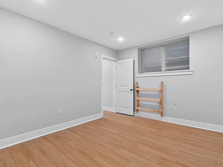 822 N 40th St — Photo 39