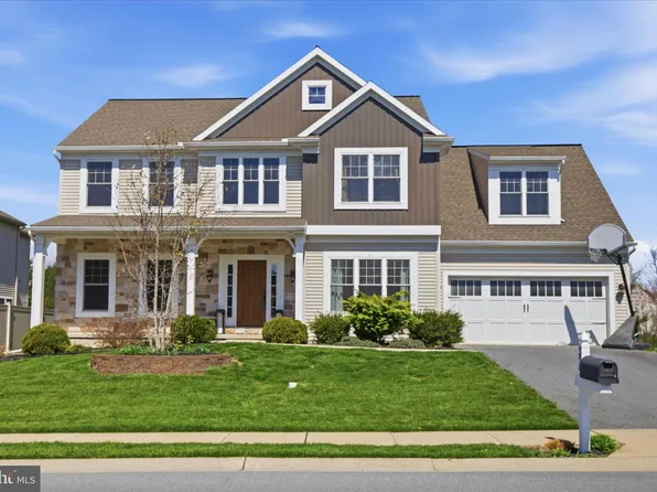 339 Bowyer Ln, Lititz, PA 17543