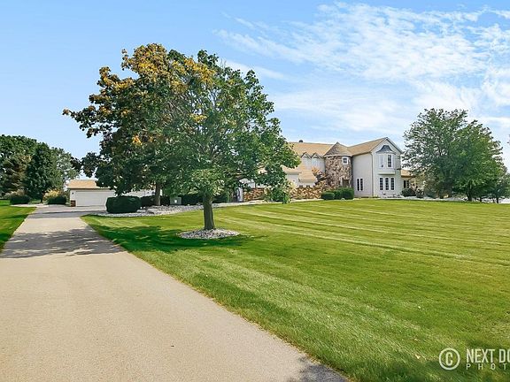 4th image of 7360 Clearview Dr