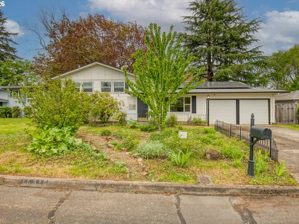 16315 NE Holladay St, Portland, OR 97230