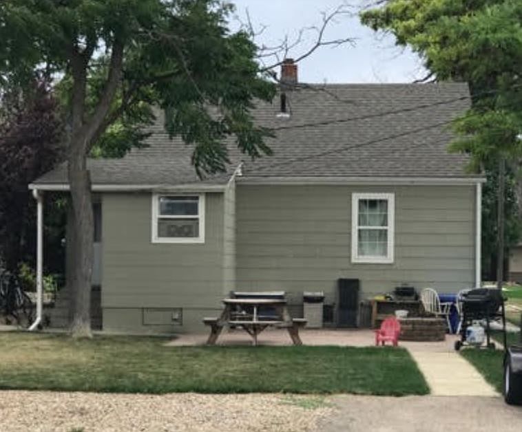 2nd image of 812 University St