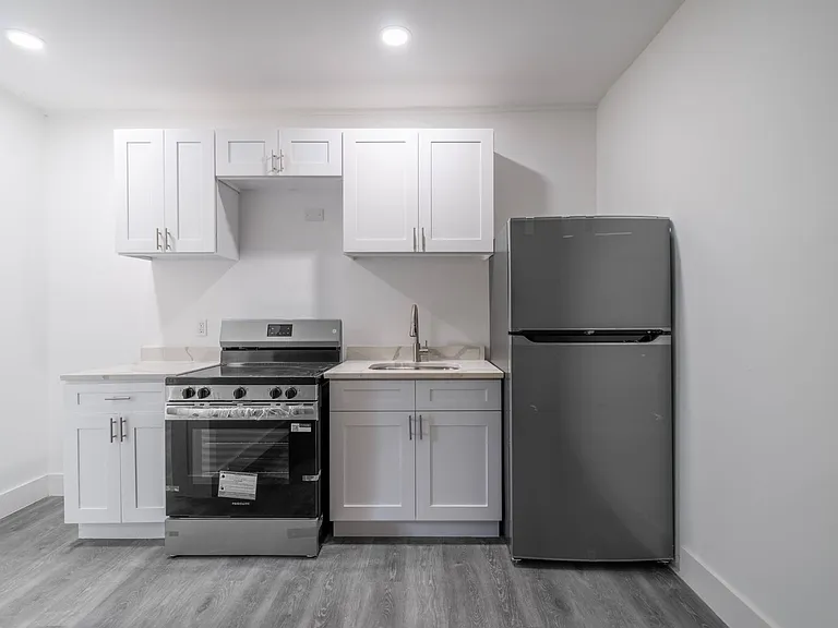 1003 Newly renovated 1/1 in Little Havana, near Brickell & Downtown! — Photo 10