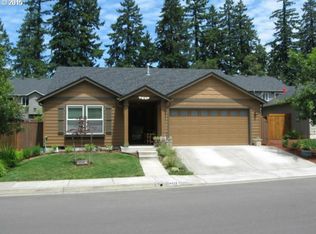 4892 Holly St, Springfield, OR 97478