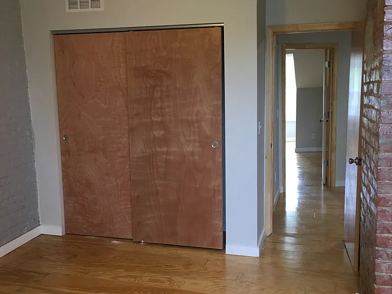 7718 S Broadway #A — Photo 22