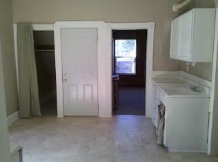 506 N 5th St APT 10, Ishpeming, MI 49849