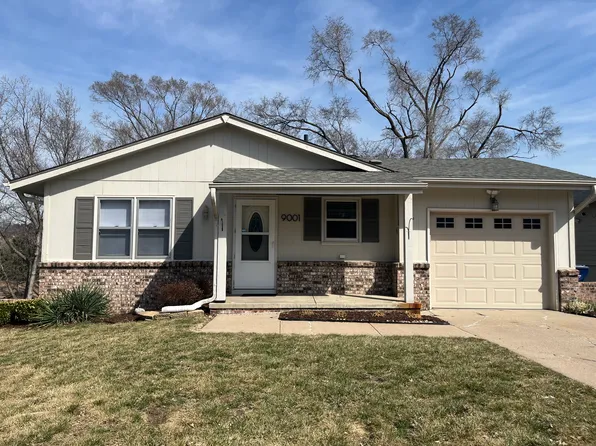 9001 Florence Dr, Bellevue, NE 68147