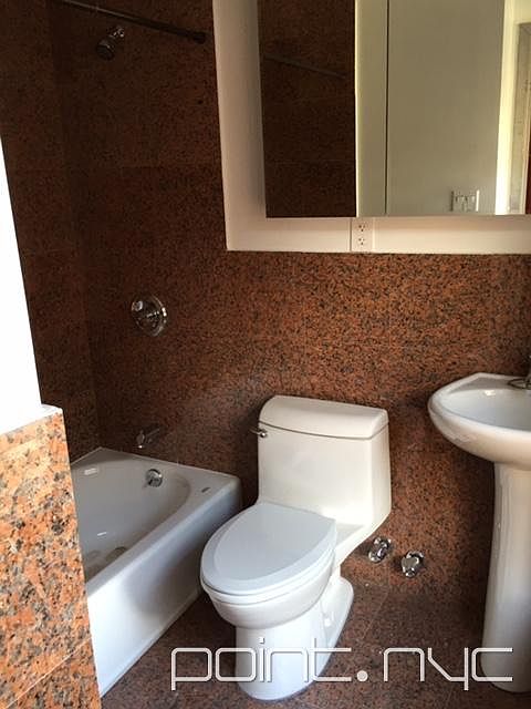 2nd image of 19 Barrow St APT 3B