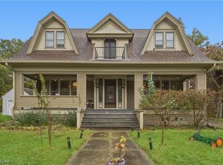 714 N Chestnut St, Ravenna, OH 44266