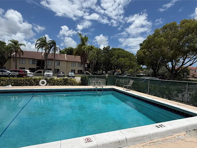 2550 Riverside Dr #223 — Photo 20