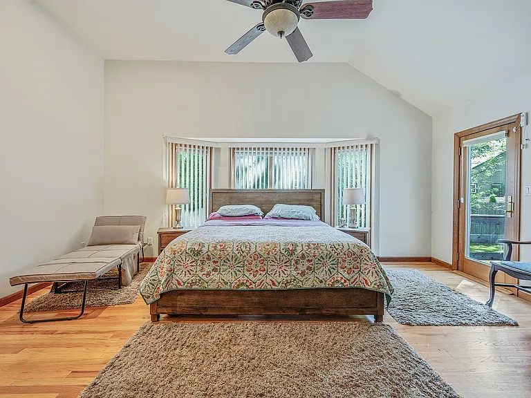 6 Bay Dr — Photo 16