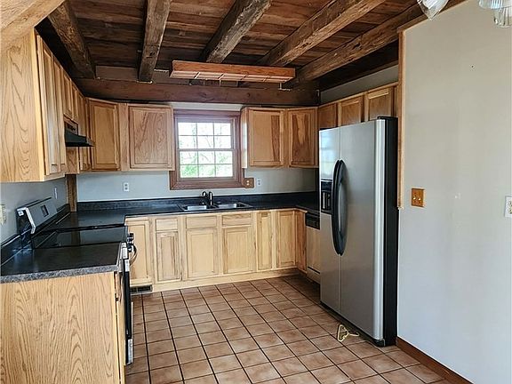 5th image of 623 Timber Ridge Rd