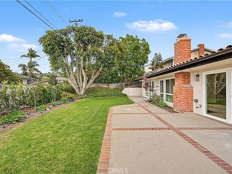 6917 Clovercliff Dr — Photo 29