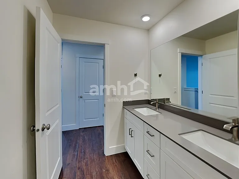 716 S Rocker Ave — Photo 14
