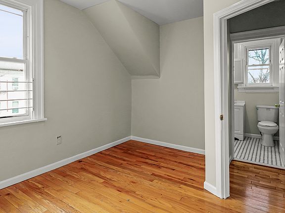 5th image of 117 Parkview Ter #3